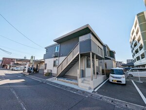 エスプレイス中曽根外観写真