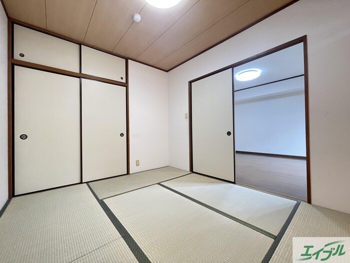 物件内観写真8　(居室)