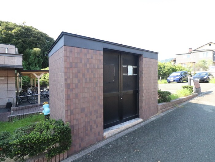 物件外観写真6　(建物設備)