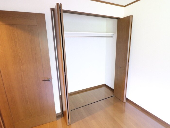 物件内観写真18　(収納)