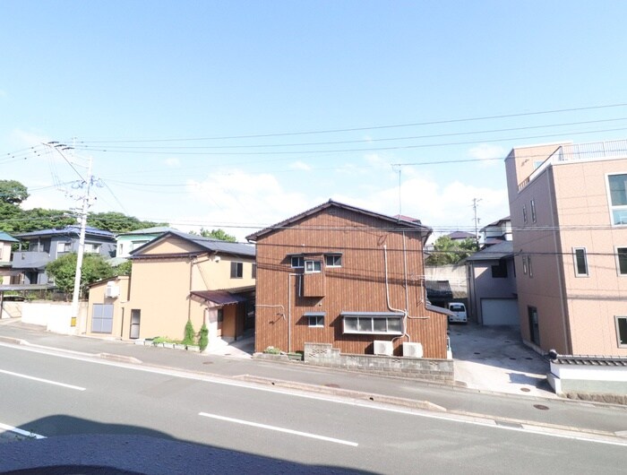 物件内観写真20　(室内からの展望)