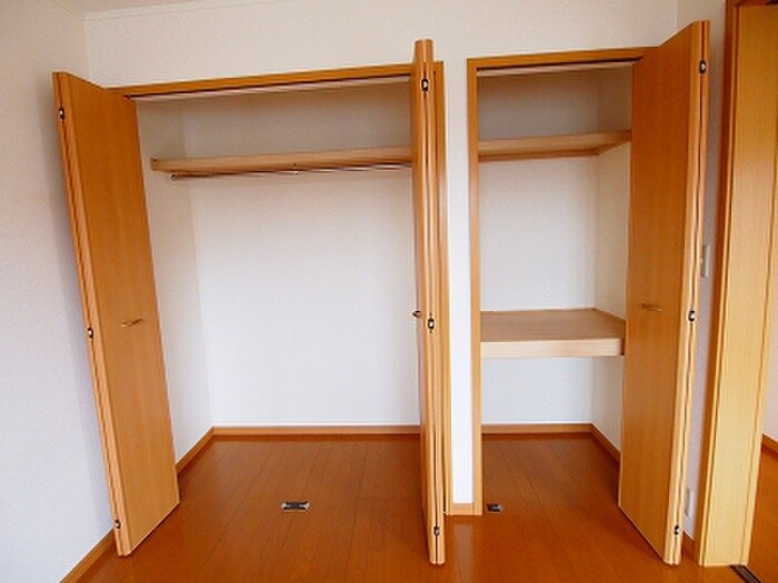 物件内観写真7　(収納)