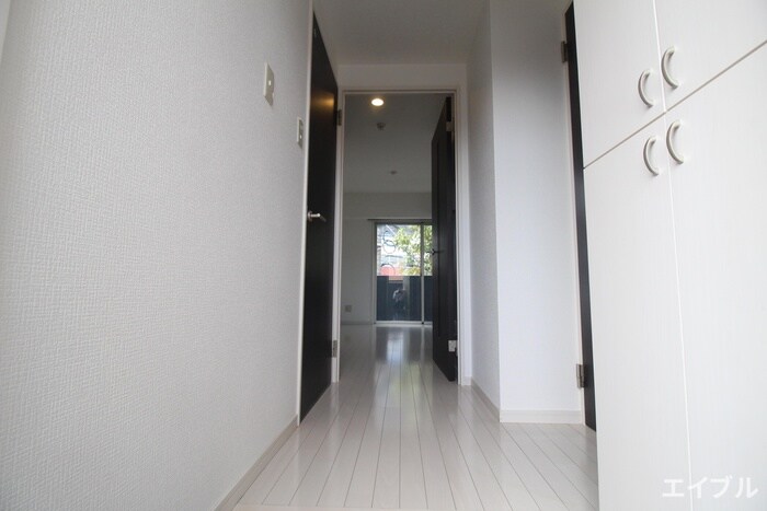 物件内観写真15　(廊下)