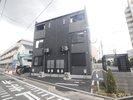 ヴィァラッテア外観写真