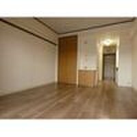 物件内観写真3　(居室)