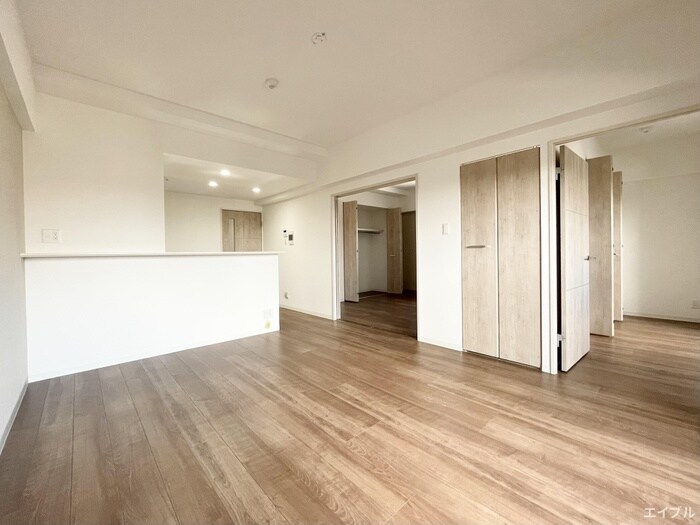 物件内観写真9　(居室)