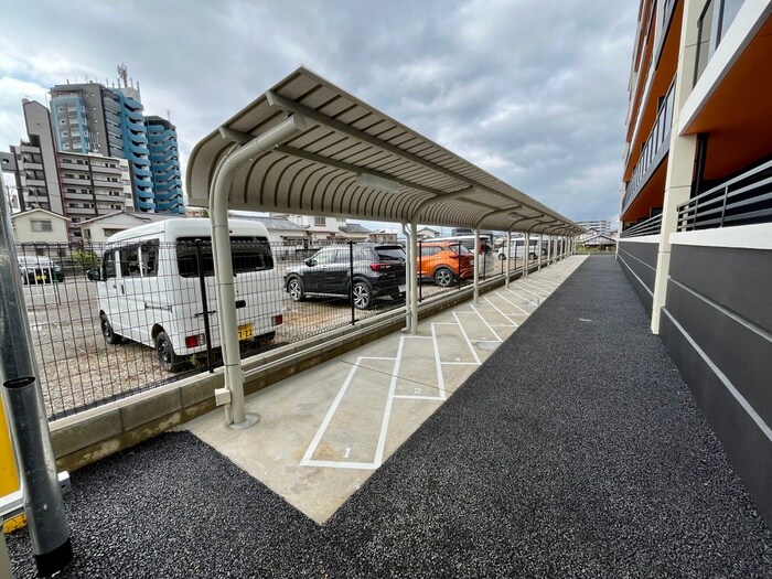 物件外観写真5　(駐輪場)