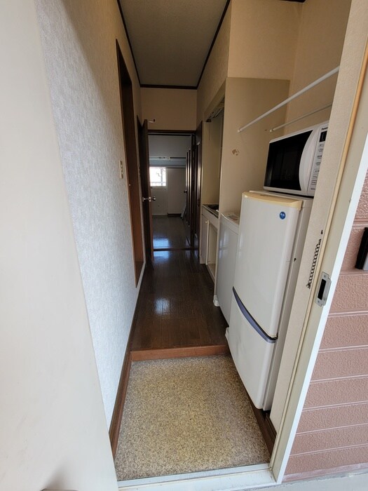 物件内観写真8　(玄関)