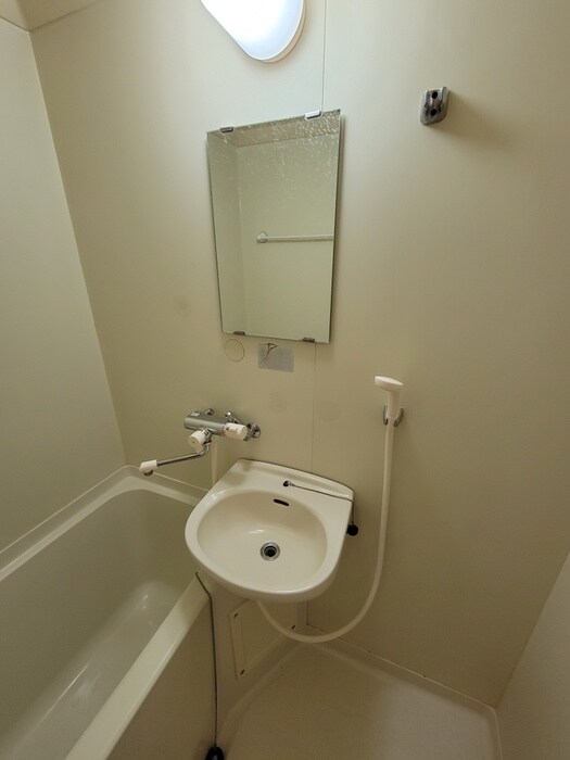 物件内観写真11　(洗面)