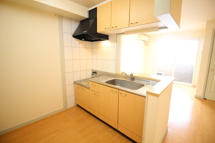 物件内観写真8　(キッチン)