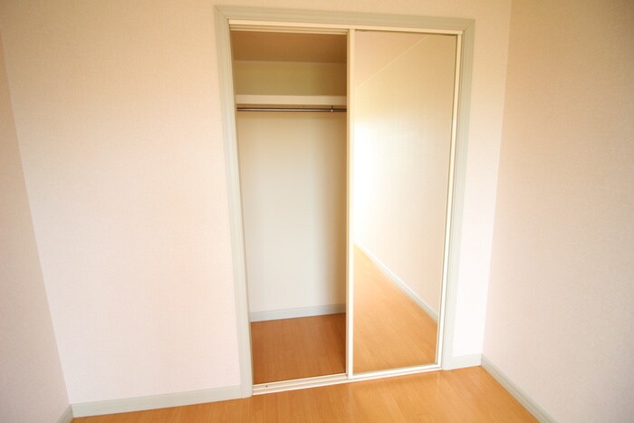 物件内観写真12　(収納)