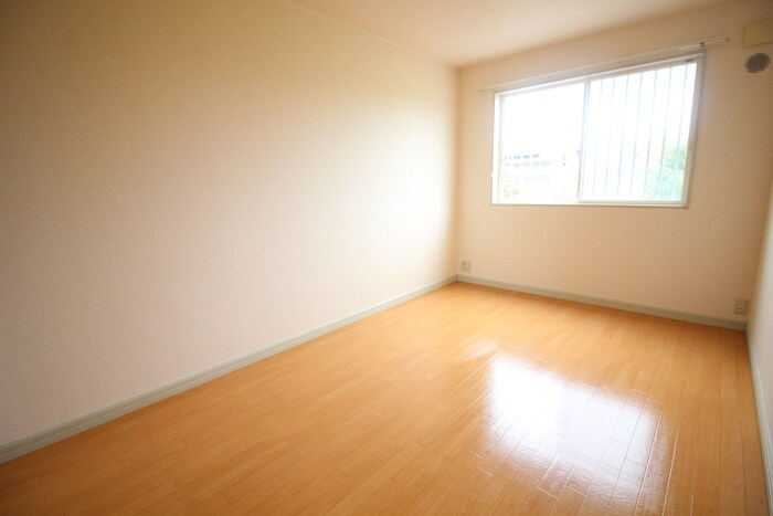 物件内観写真13　(居室)