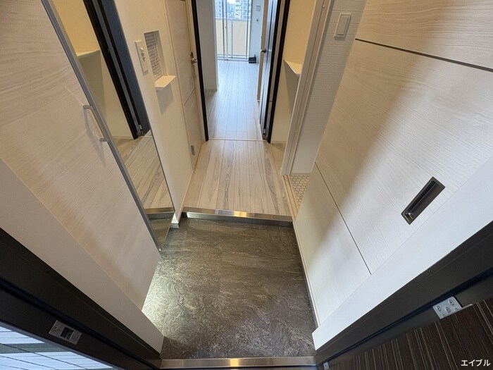 物件内観写真15　(玄関)