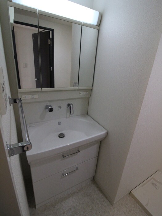 物件内観写真10　(洗面)