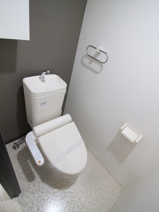 物件内観写真11　(トイレ)