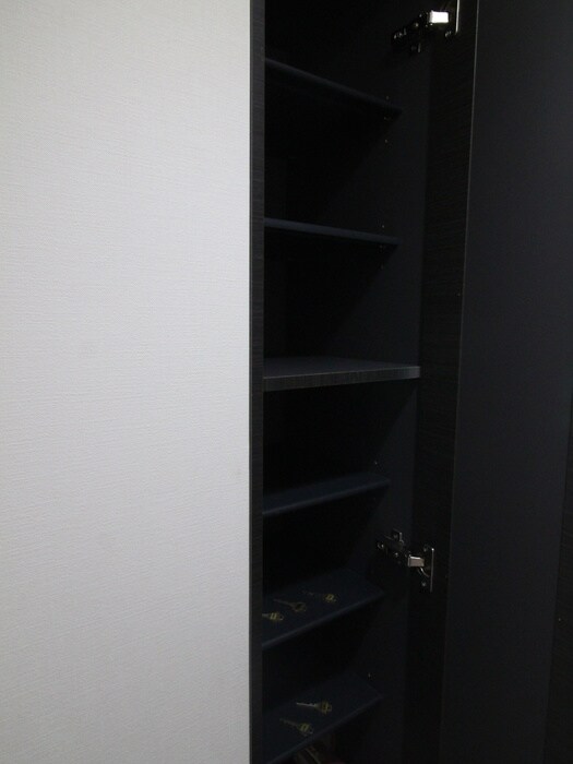 物件内観写真17　(靴箱)