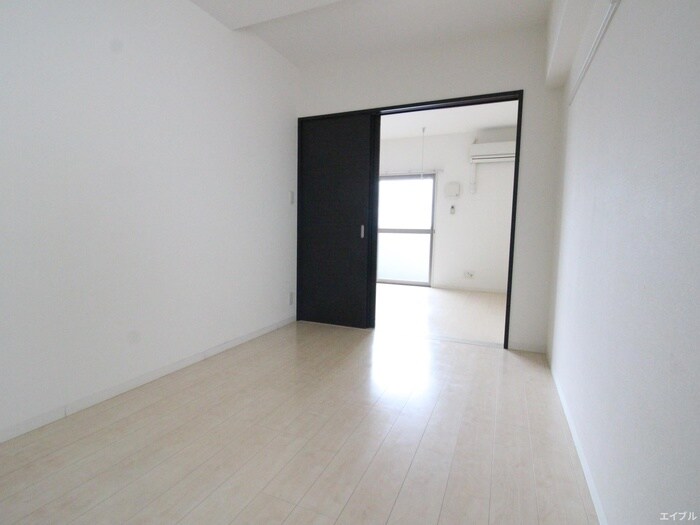 物件内観写真11　(居室)