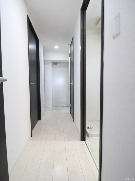 物件内観写真20　(廊下)
