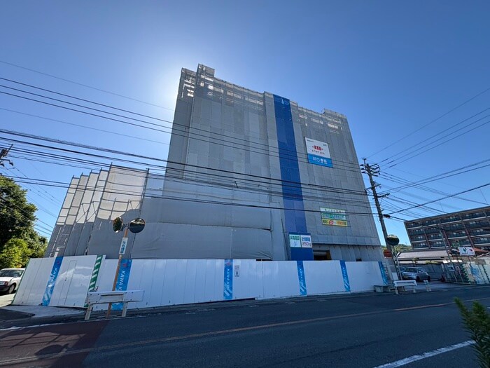 物件外観写真2　(建築中)