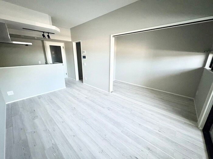 物件内観写真3　(居室)