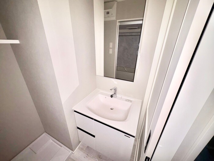 物件内観写真8　(洗面)