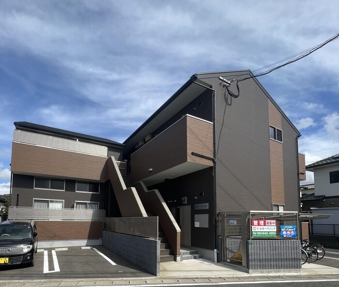 物件外観写真2　(外観写真)