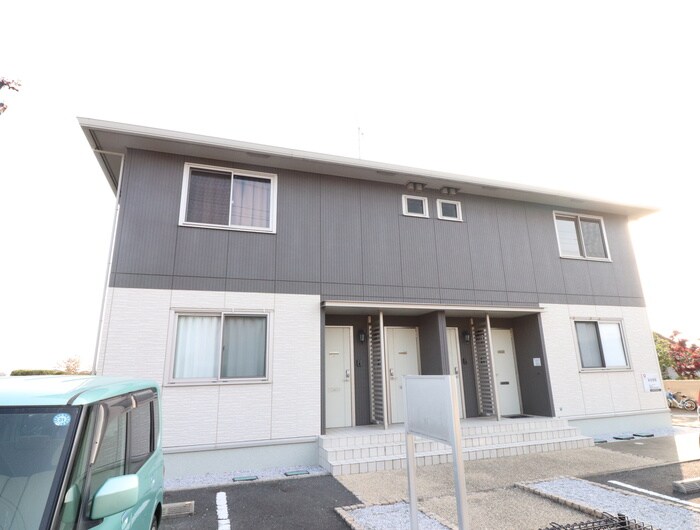 物件外観写真2　(外観写真)