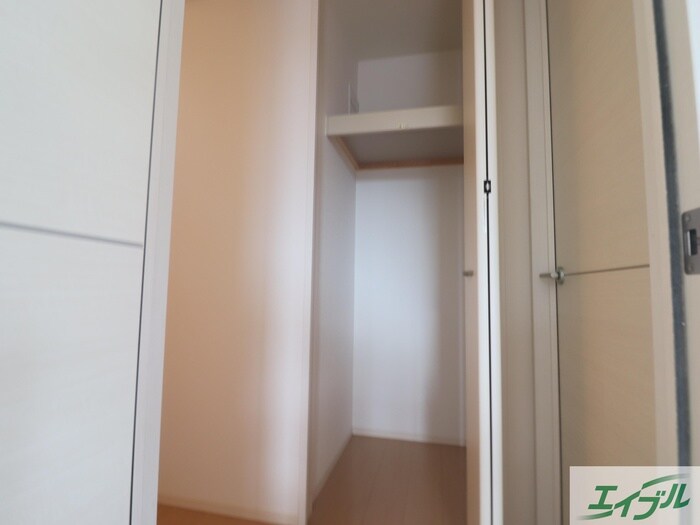 物件内観写真14　(収納)
