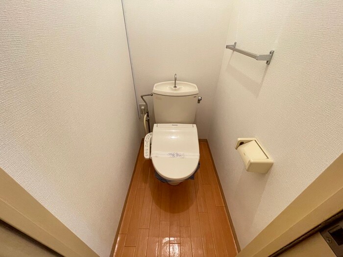 物件内観写真10　(トイレ)