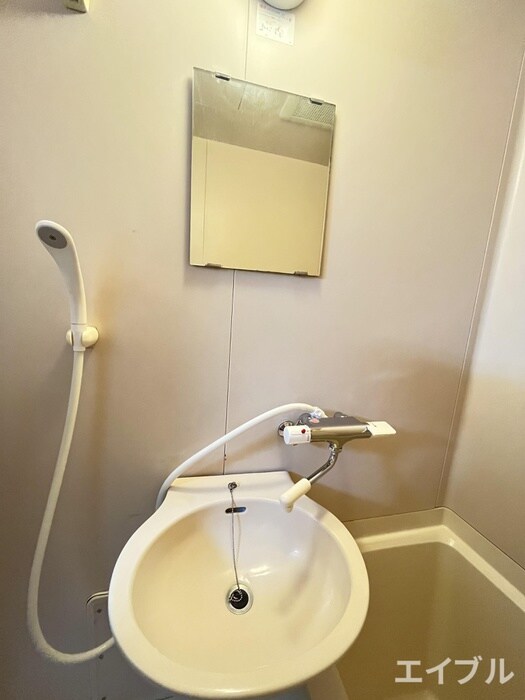 物件内観写真10　(洗面)