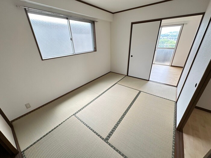 物件内観写真6　(居室)