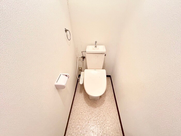 物件内観写真12　(トイレ)