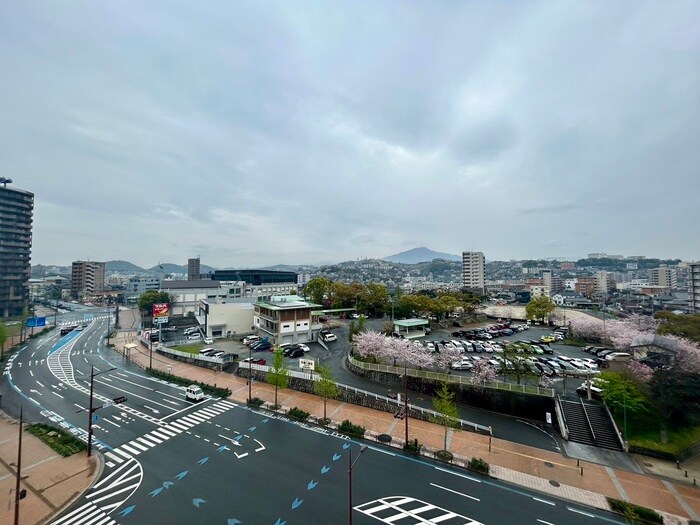 物件内観写真16　(室内からの展望)