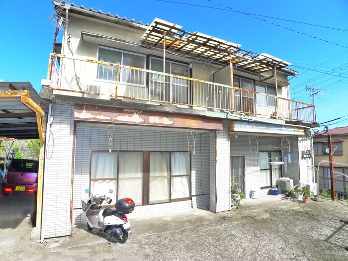 福永アパートの物件外観写真