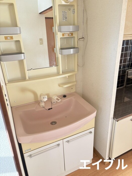 物件内観写真7　(洗面)