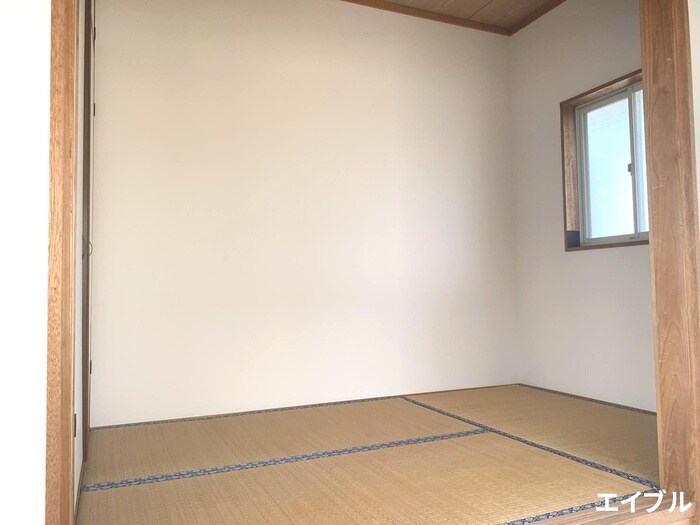 物件内観写真3　(居室)