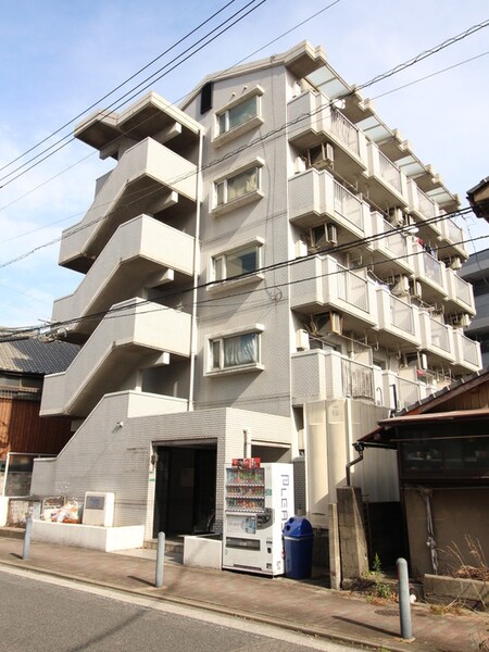 PLEAST熊西外観写真