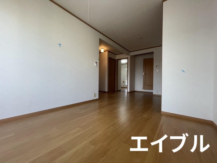 物件内観写真3　(居室)