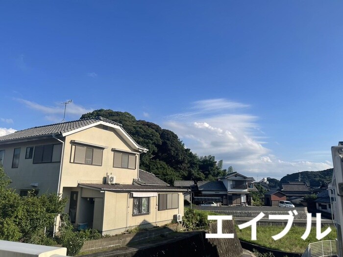 物件内観写真13　(室内からの展望)