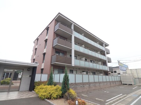 ブランドール日蒔野外観写真