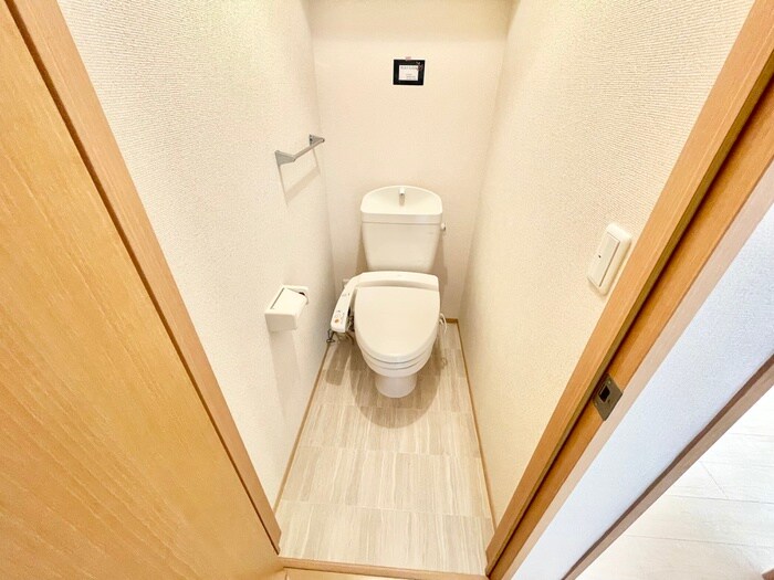 物件内観写真9　(トイレ)