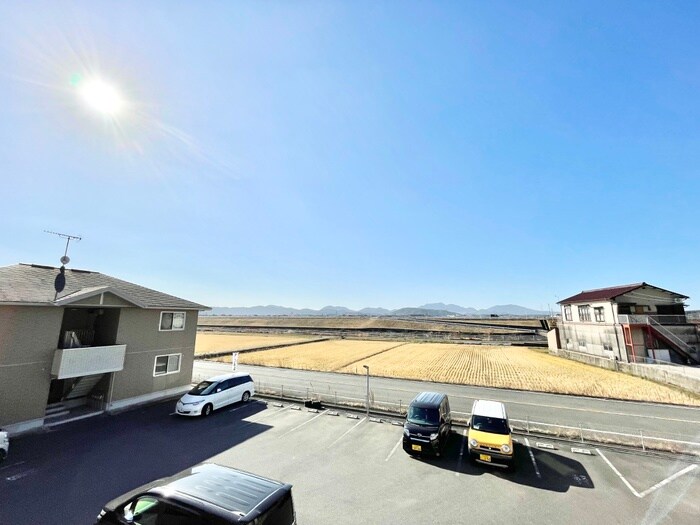 物件内観写真13　(室内からの展望)