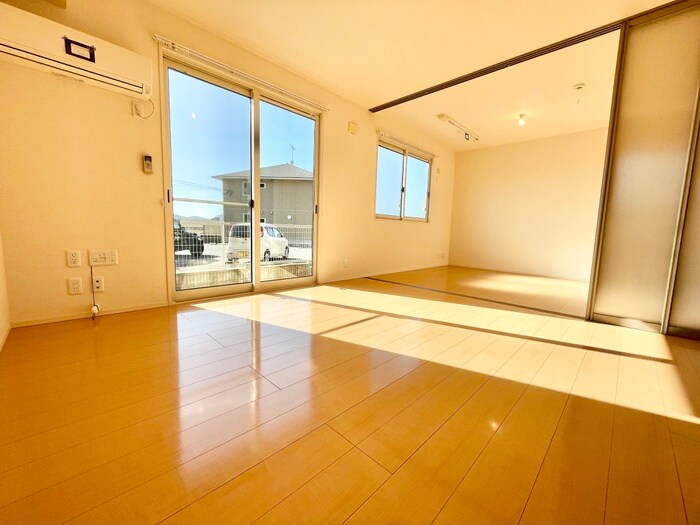 物件内観写真5　(居室)