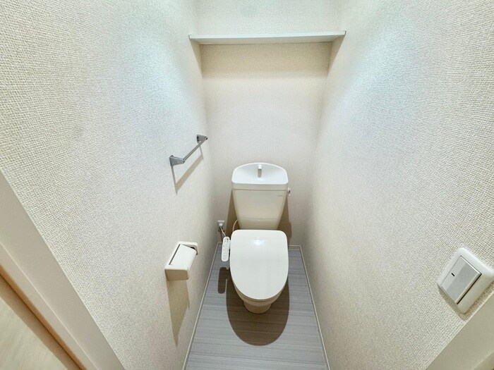 物件内観写真8　(トイレ)