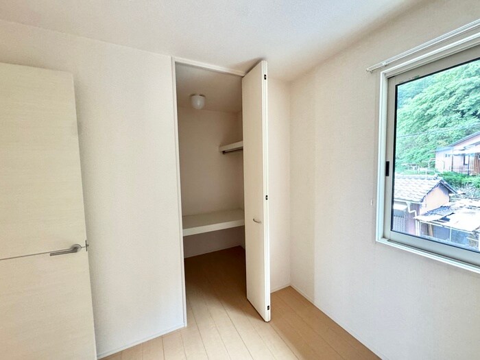 物件内観写真11　(収納)