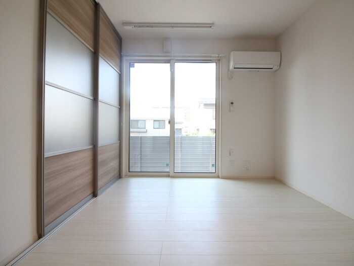 物件内観写真6　(居室)