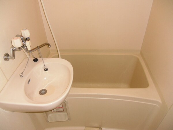 バス／シャワールーム等