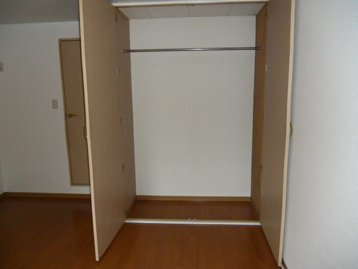 物件内観写真9　(収納)