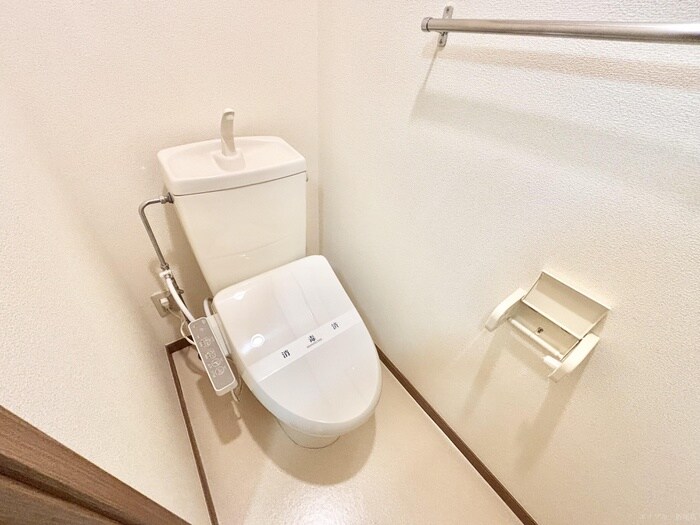 物件内観写真9　(トイレ)