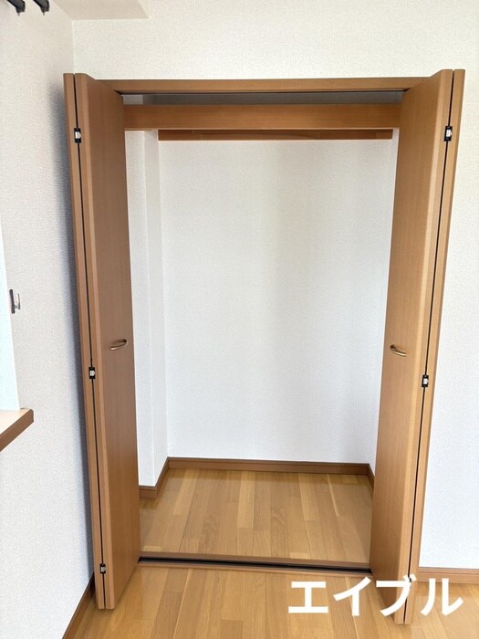 物件内観写真11　(収納)